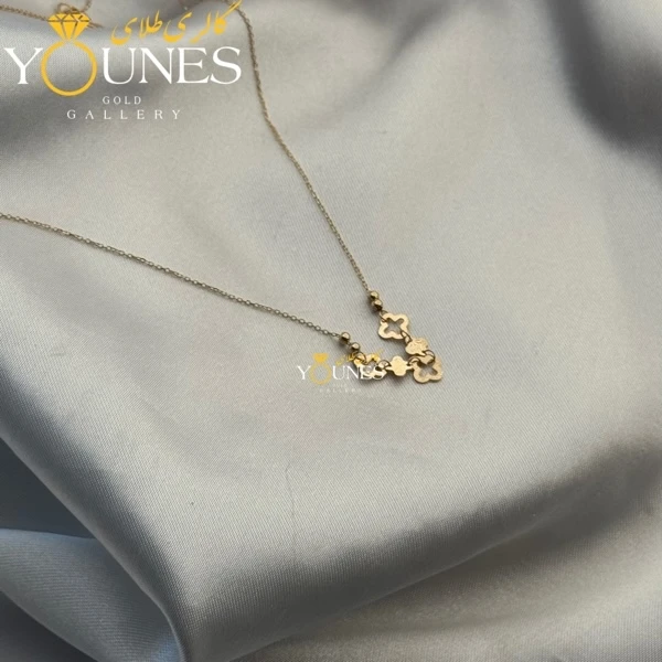 تصویر دوم گردنبند طلا ونکلیفی و گوی